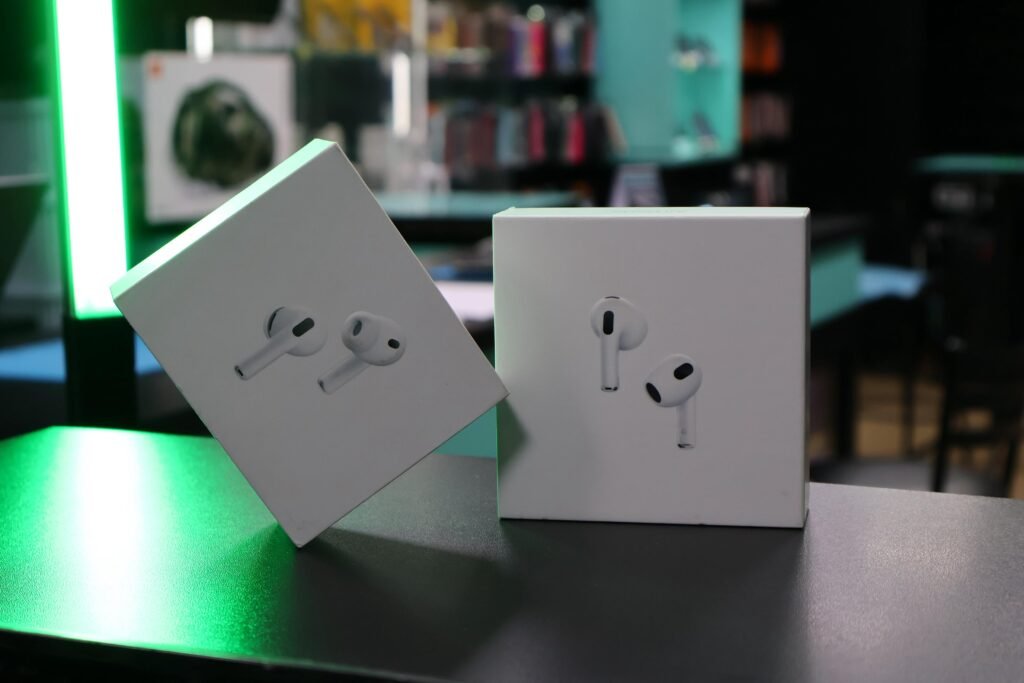AirPods em exposição na GR STORE