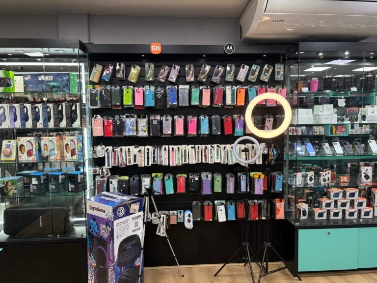 Setor Xiaomi na loja física GR STORE no Centro de Florianópolis